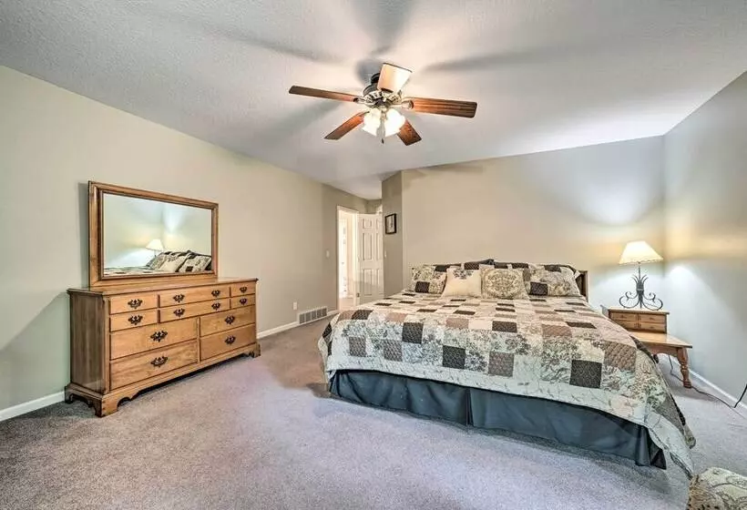 Bellaire Ski Escape ~ 1 Mile To Schuss Mountain!