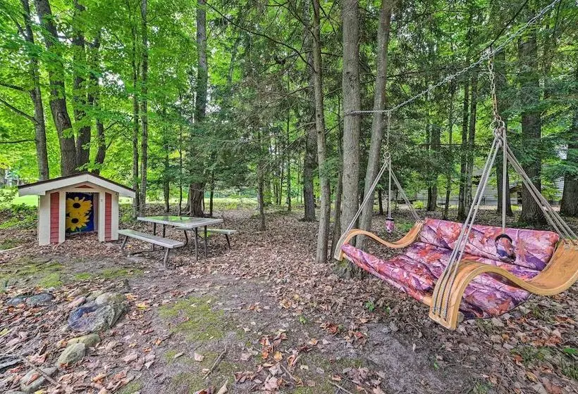 Bellaire Ski Escape ~ 1 Mile To Schuss Mountain!