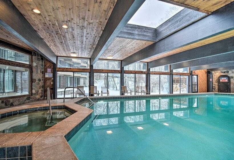 Bellaire Ski Escape ~ 1 Mile To Schuss Mountain!