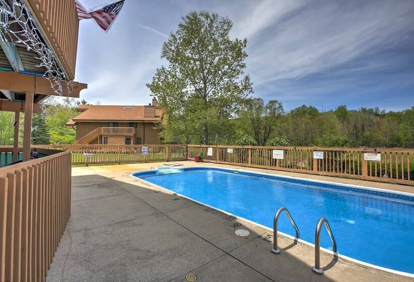 Bellaire Ski Escape ~ 1 Mile To Schuss Mountain!