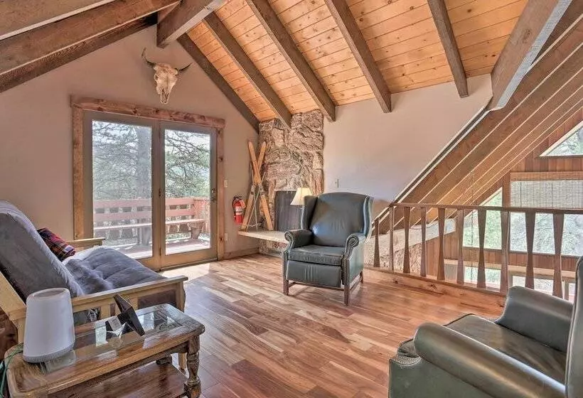 Black Hills Hideaway W/ Wraparound Deck & Hot Tub!