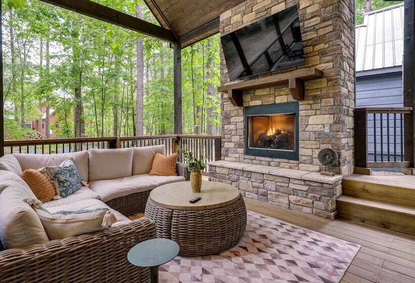 Broken Bow Cabin W/ Private In Law Suite & Hot Tub