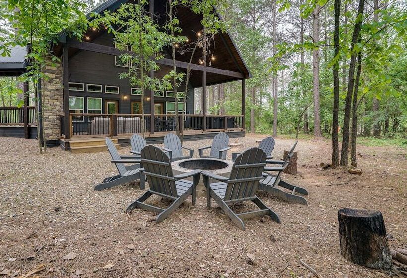Broken Bow Cabin W/ Private In Law Suite & Hot Tub