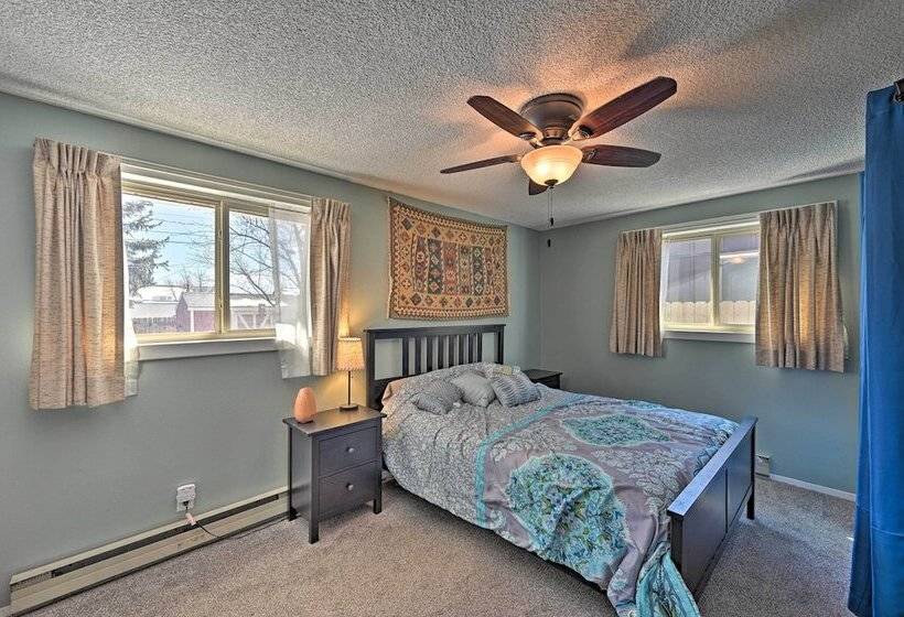 Buena Vista Home W/ Private Yard, Near Hiking