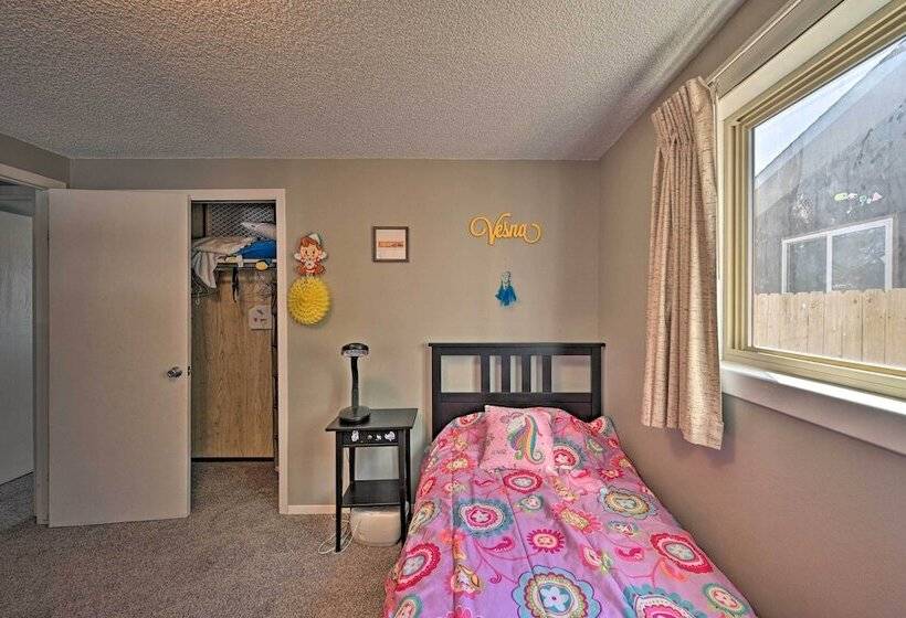 Buena Vista Home W/ Private Yard, Near Hiking