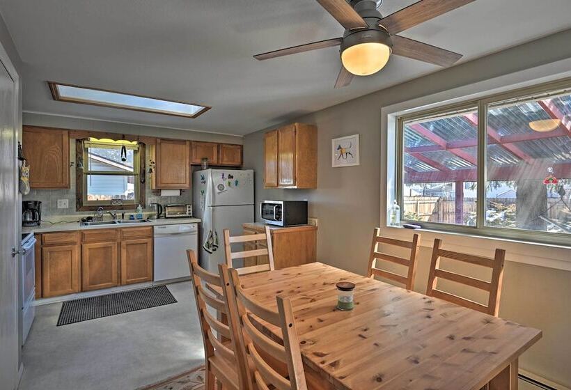 Buena Vista Home W/ Private Yard, Near Hiking