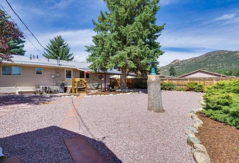 Buena Vista Home W/ Private Yard, Near Hiking