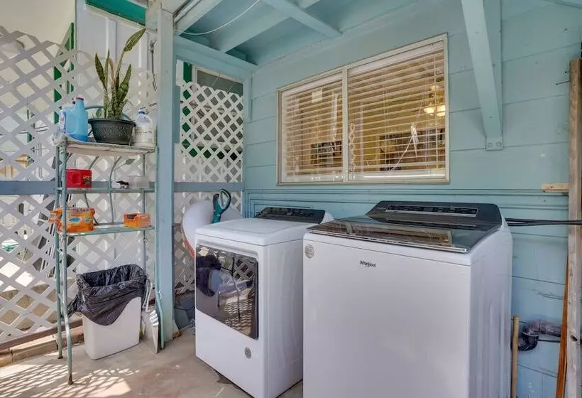 Catalina Island Duplex   Steps To Beach & Pier!