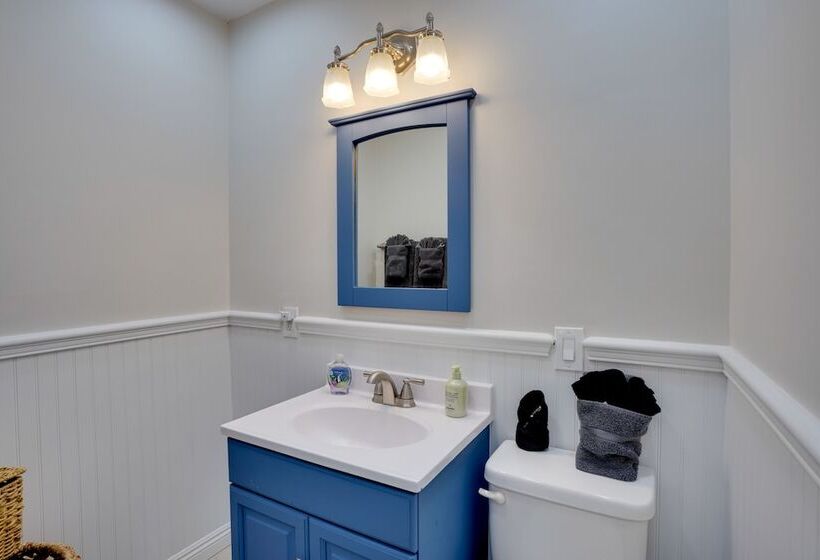 Catalina Island Duplex   Steps To Beach & Pier!