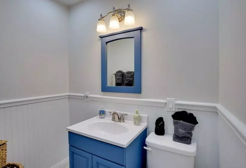 Catalina Island Duplex   Steps To Beach & Pier!