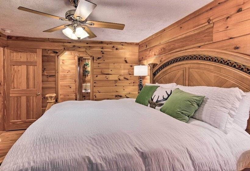 Charming Mtn Cabin 2 Mi From Downtown Boone!