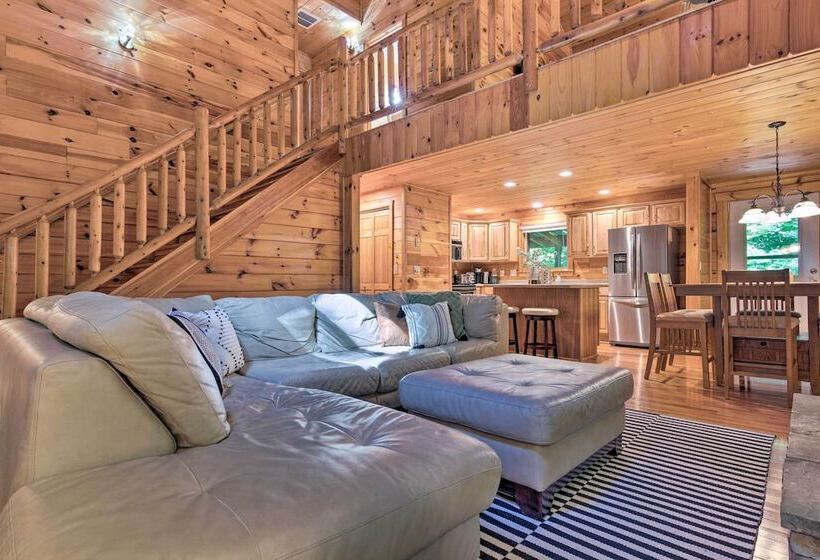 Charming Mtn Cabin 2 Mi From Downtown Boone!