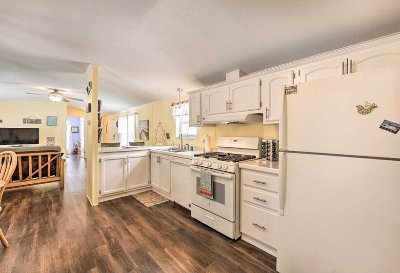 Charming South Haven Home Great Location!