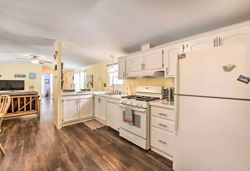 Charming South Haven Home   Great Location!