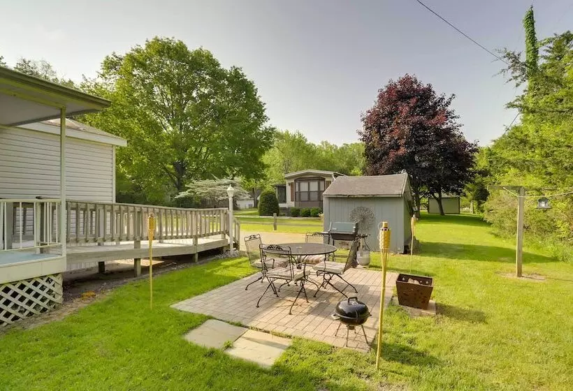 Charming South Haven Home   Great Location!