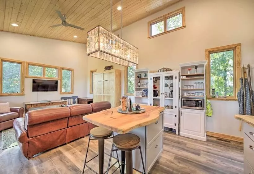 Contemporary Home W/ Deck & Mountain Views!