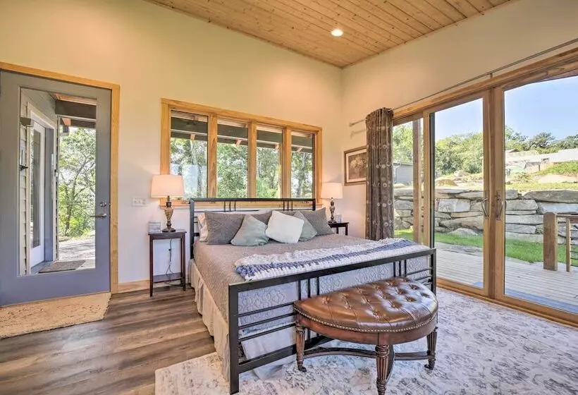 Contemporary Home W/ Deck & Mountain Views!