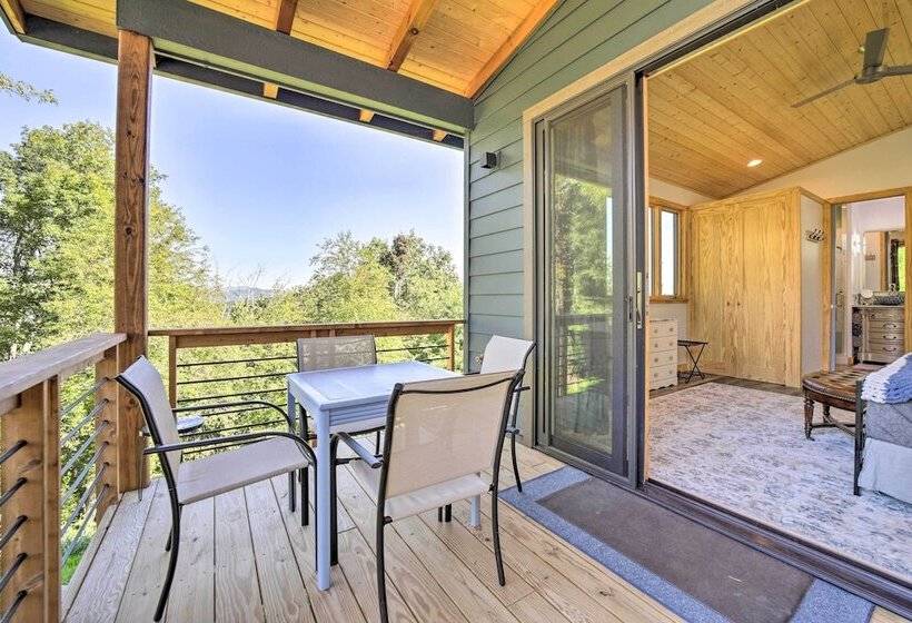 Contemporary Home W/ Deck & Mountain Views!