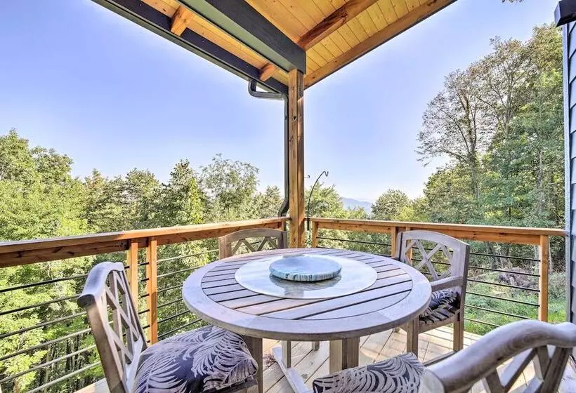 Contemporary Home W/ Deck & Mountain Views!