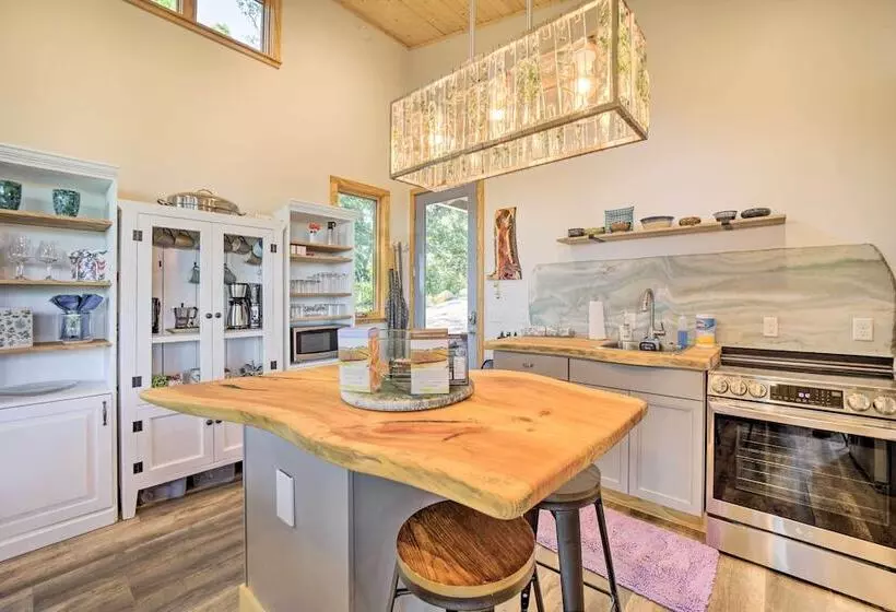 Contemporary Home W/ Deck & Mountain Views!