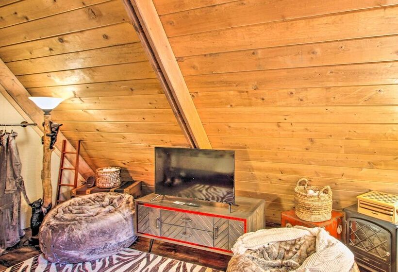 Cozy A Frame W/ Hot Tub, Fire Pit, & Fireplace!