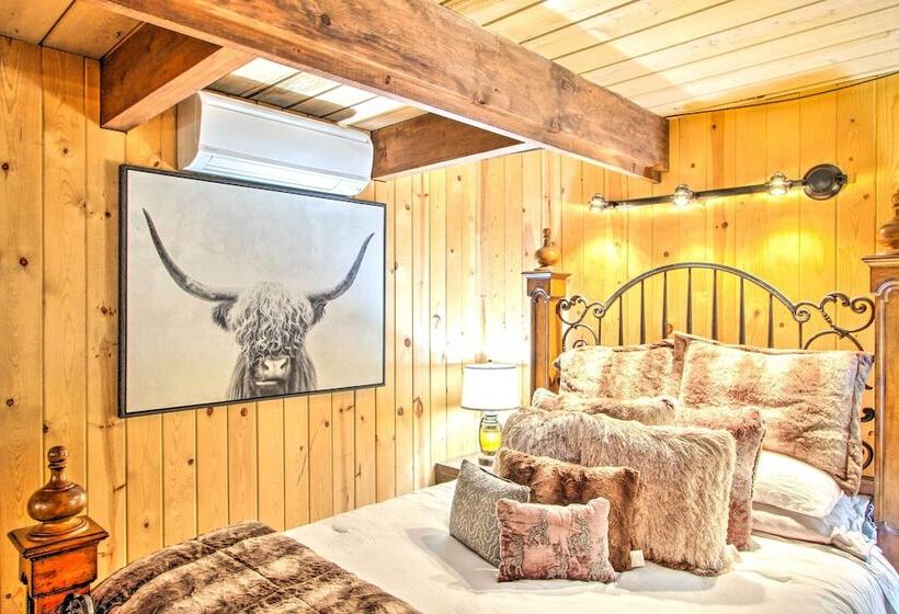 Cozy A Frame W/ Hot Tub, Fire Pit, & Fireplace!