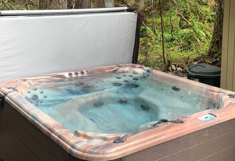 Cozy A Frame W/ Hot Tub, Fire Pit, & Fireplace!