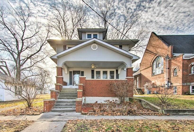 Cozy Illinois Home   Near Fishing & Golfing!