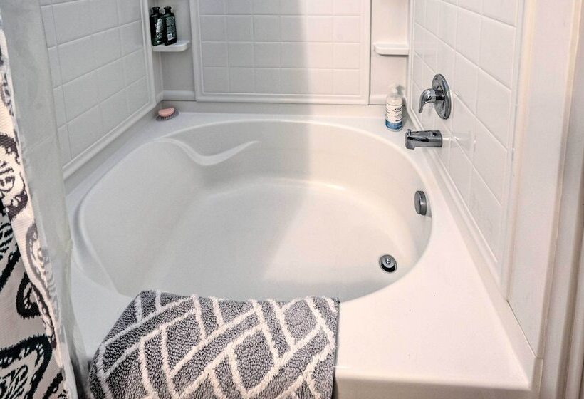 Cute Donnelly Cabin In The Woods W/ Fire Pit!