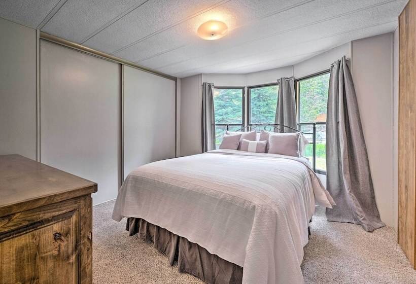 Cute Donnelly Cabin In The Woods W/ Fire Pit!