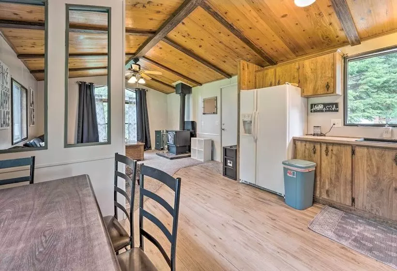 Cute Donnelly Cabin In The Woods W/ Fire Pit!