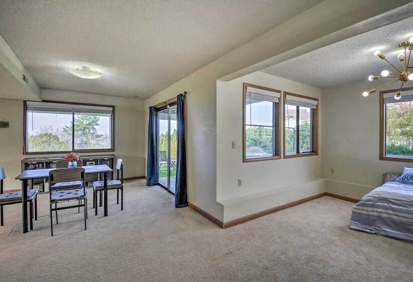 Dog Friendly Lakewood Apartment W/ Private Hot Tub