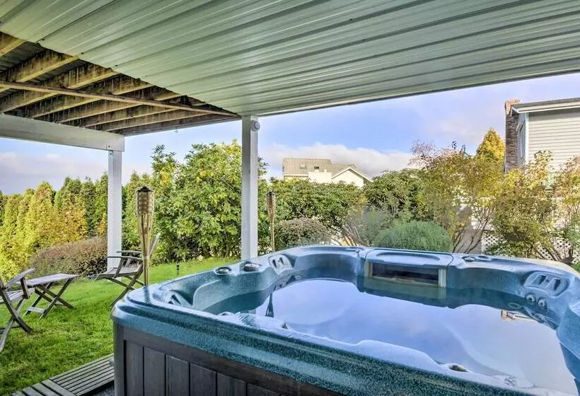 Dog Friendly Lakewood Apartment W/ Private Hot Tub