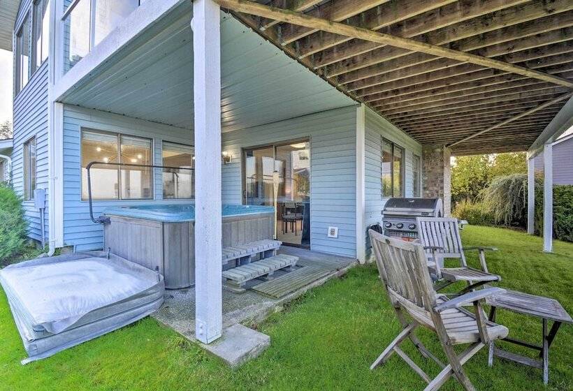 Dog Friendly Lakewood Apartment W/ Private Hot Tub