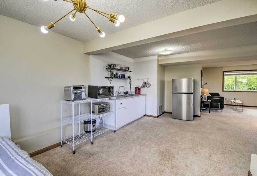 Dog Friendly Lakewood Apartment W/ Private Hot Tub