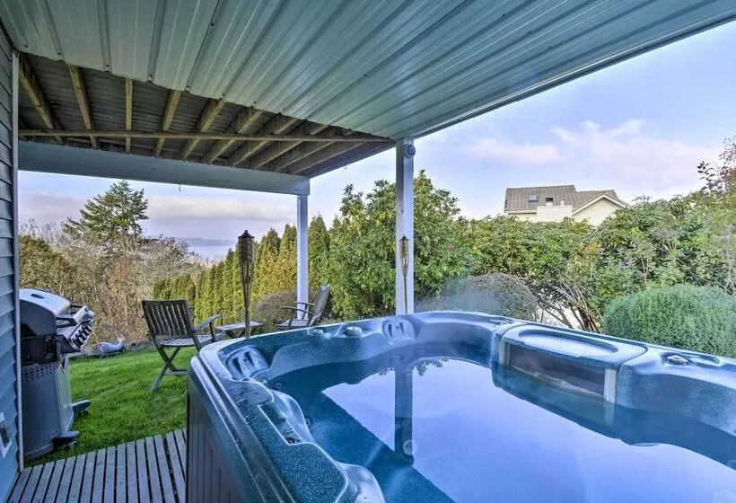 Dog Friendly Lakewood Apartment W/ Private Hot Tub