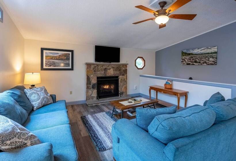 Walk To Lake: Family Home W/ Game Room, Deck & Bbq