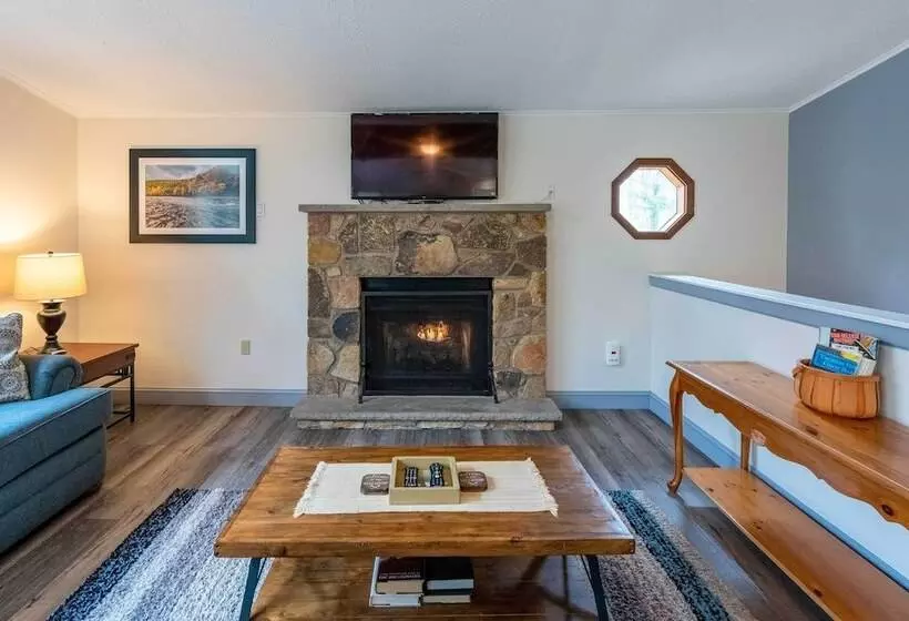 Walk To Lake: Family Home W/ Game Room, Deck & Bbq