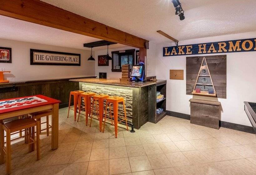 Walk To Lake: Family Home W/ Game Room, Deck & Bbq