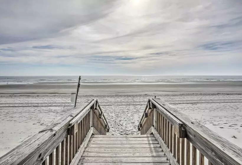 Freshly Remodeled Beach House, Steps To Shore