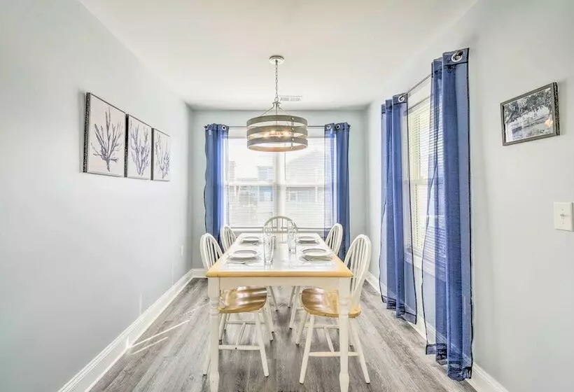 Freshly Remodeled Beach House, Steps To Shore