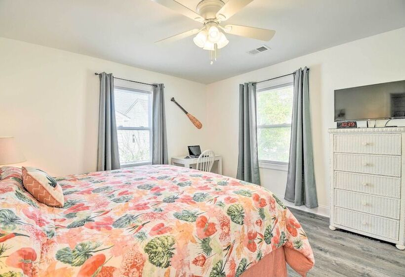 Freshly Remodeled Beach House, Steps To Shore