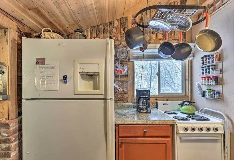 1 Mi To Grand Lake: Pet Friendly Cabin W/ Grill!