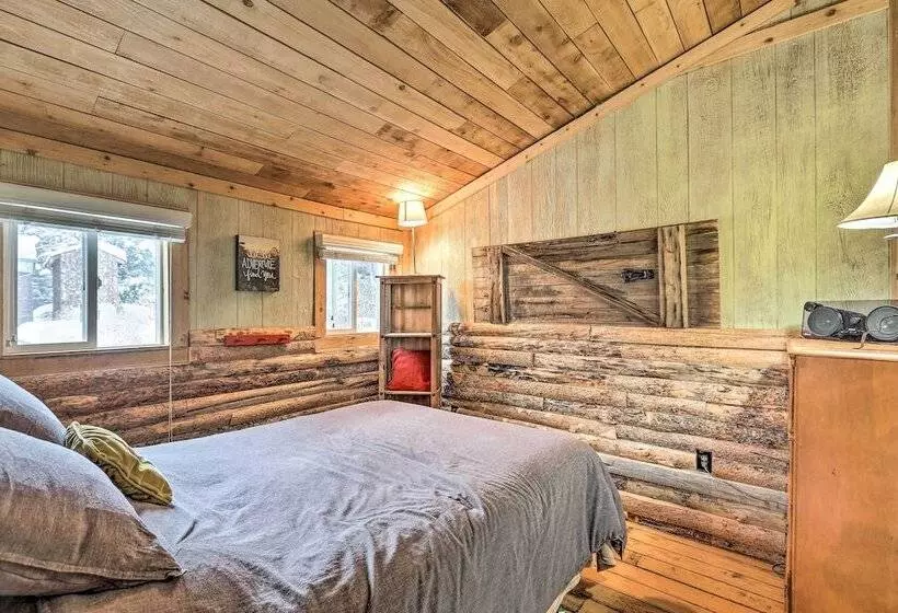 1 Mi To Grand Lake: Pet Friendly Cabin W/ Grill!