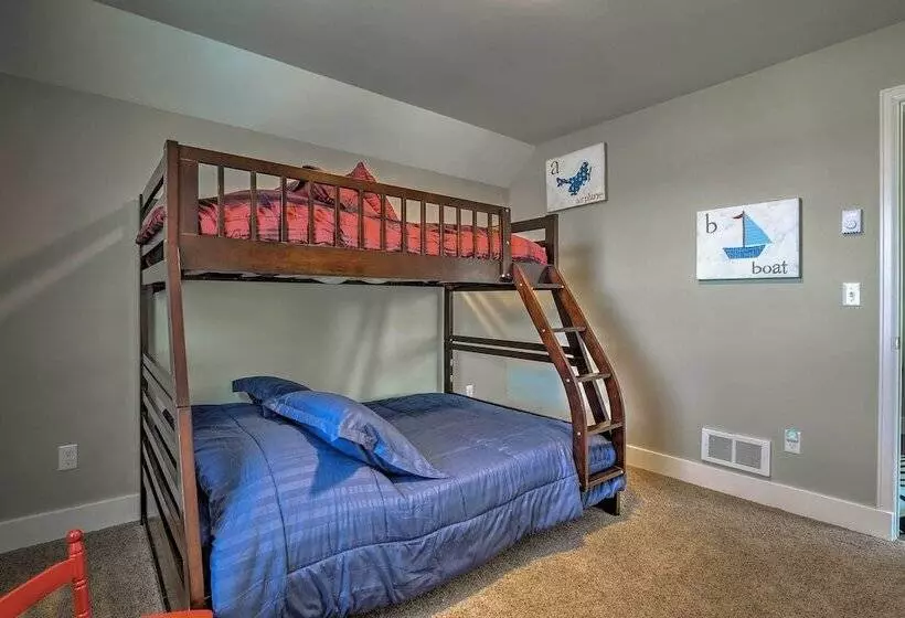 30 Mi To Crested Butte: Dog Friendly Home By River