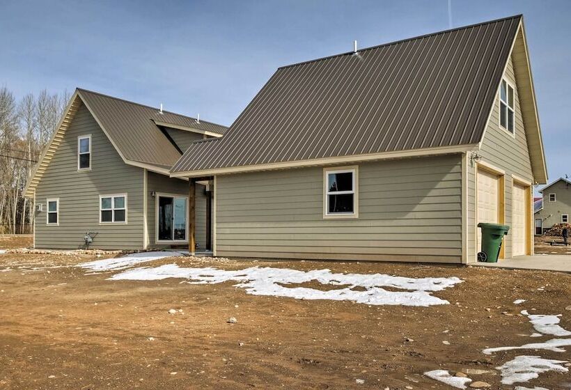 30 Mi To Crested Butte: Dog Friendly Home By River