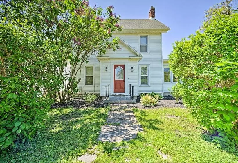 Home W/patio, 2 Blocks To St. Lawrence River