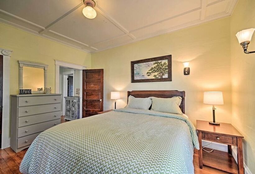 Home W/patio, 2 Blocks To St. Lawrence River