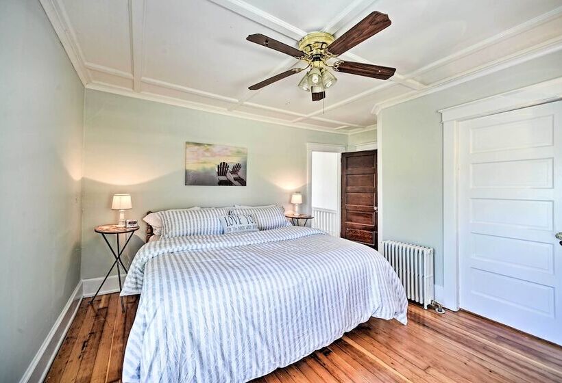 Home W/patio, 2 Blocks To St. Lawrence River