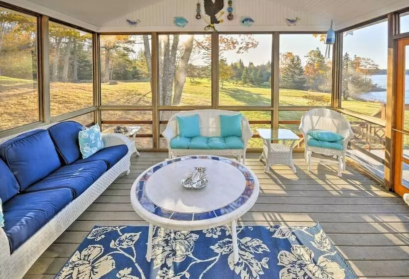 Luxurious Oceanfront Flanders Bay Home W/ Kayaks!